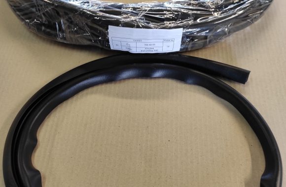 Pneumatic sealing ring for lid control - 765-49-55